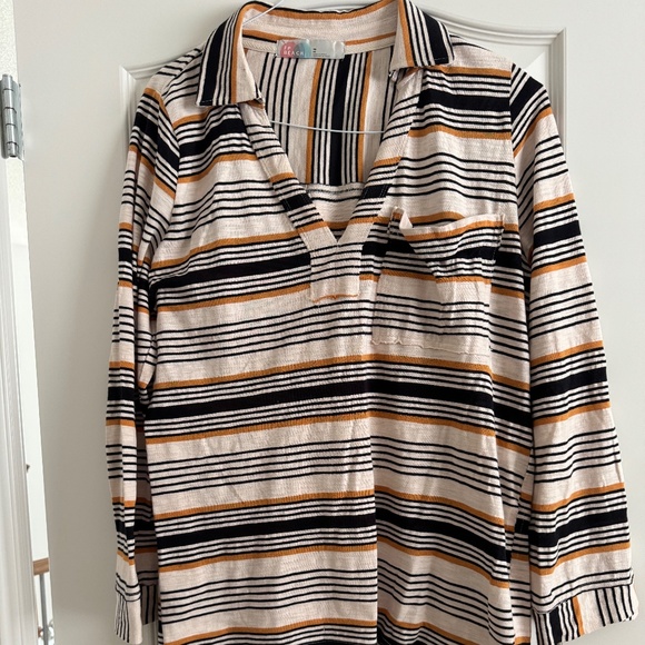 Free People Top - Picture 1 of 1